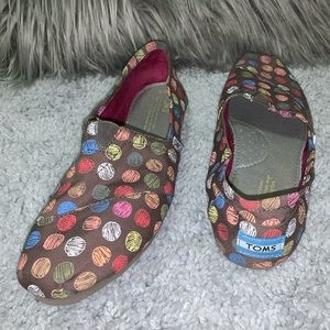 TOMS Brown Multi-Colored Polka Dots